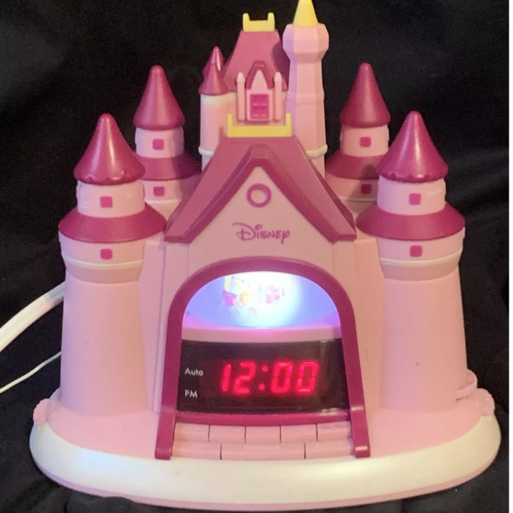 Disney Princess Castle Story Telling Alarm Pink Clock with Radio P350ACR Tested - Picture 9 of 12